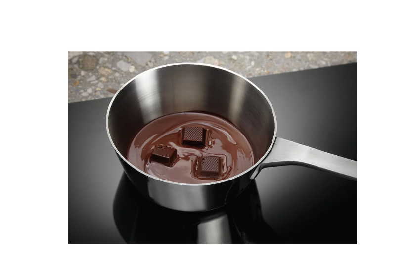 Cuisinière induction Electrolux EKI624299K