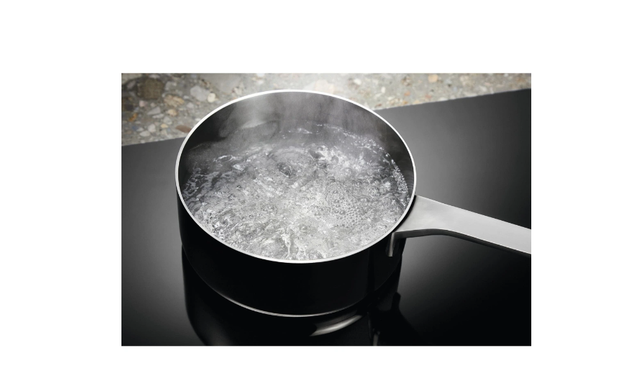 Cuisinière induction Electrolux EKI624299K